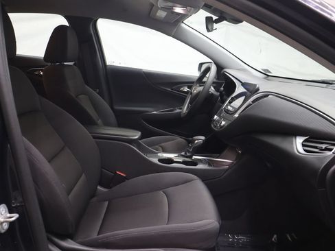 Used 2023 Chevrolet Malibu LT FWD image 9