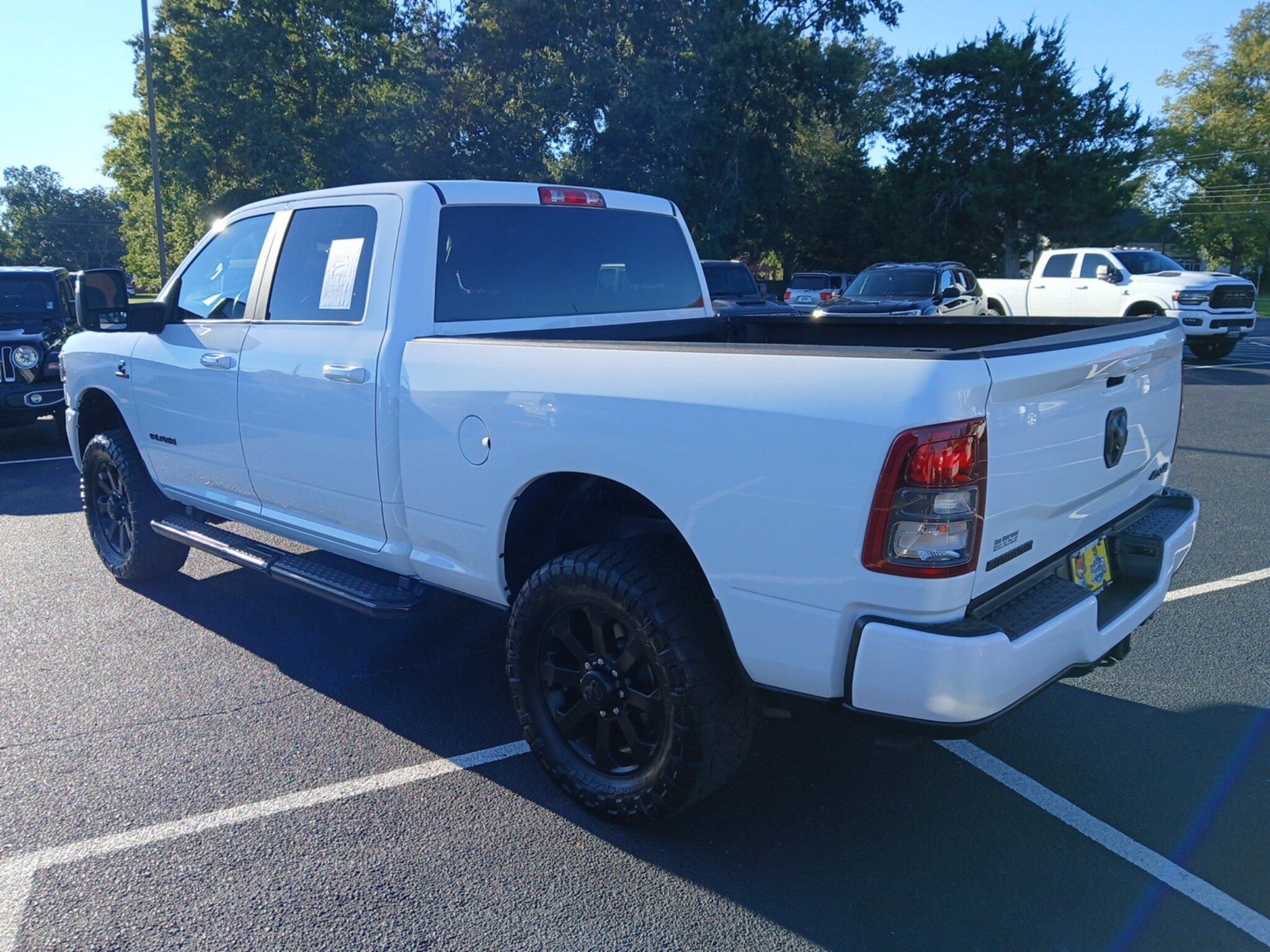 Certified 2024 RAM 2500 Big Horn w/ Night Edition AWD/4WD image 10