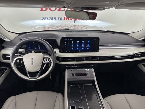 New 2026 Lincoln Aviator Premiere image 9