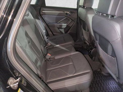 Certified 2025 Audi Q3 2.0T Premium w/ Convenience Package image 25