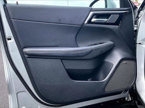 Used 2025 Mitsubishi Outlander SE AWD/4WD image 21