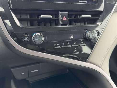Used 2023 Toyota Camry LE image 30