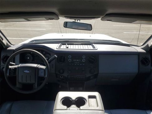 Used 2016 Ford F250 XL w/ Power Equipment Group image 63