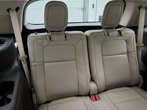 Used 2023 Lincoln Aviator Reserve w/ Equipment Group 201A image 22