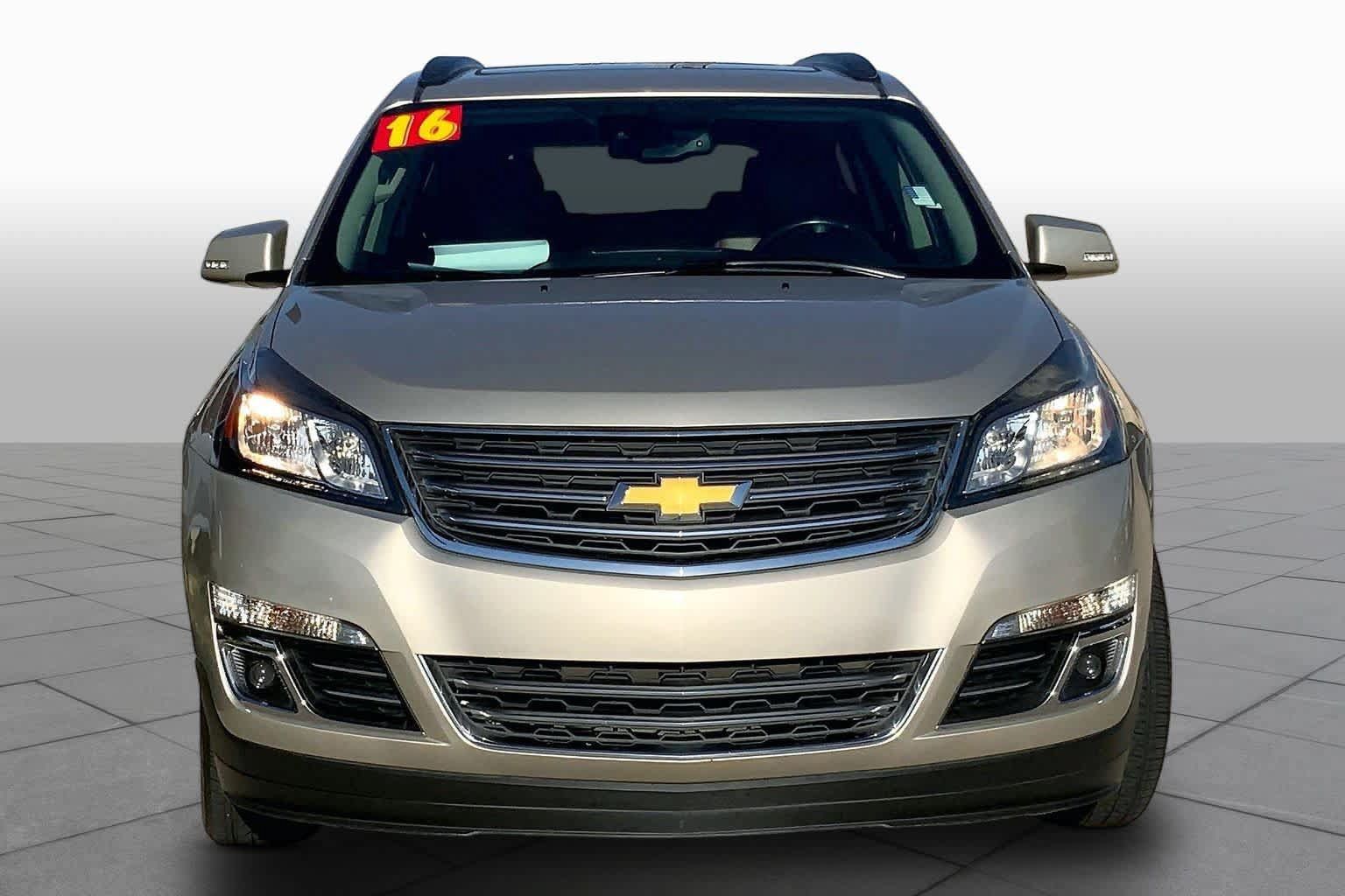 Used 2016 Chevrolet Traverse LTZ FWD image 4