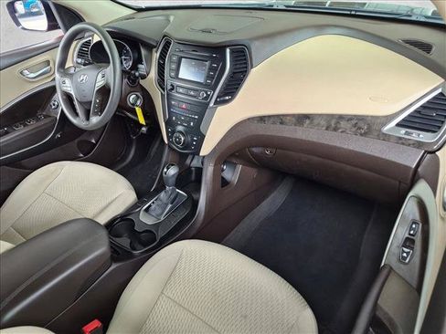 Used 2017 Hyundai Santa Fe Sport FWD image 19