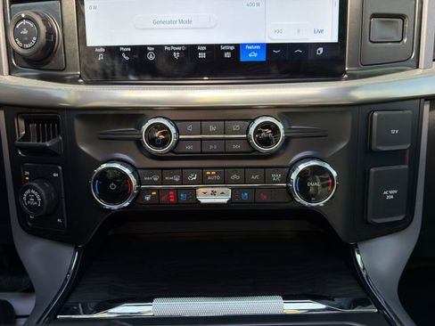 Used 2024 Ford F150 Lariat w/ FX4 Off-Road Package image 37