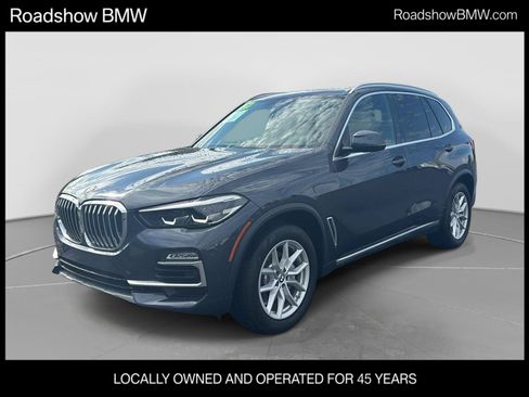 Used 2021 BMW X5 xDrive40i w/ Premium Package 3 AWD/4WD image 1