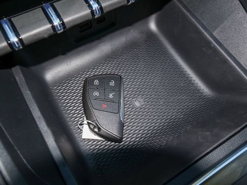 New 2027 GMC Terrain Denali w/ LPO, Floor Liner Package AWD/4WD image 27