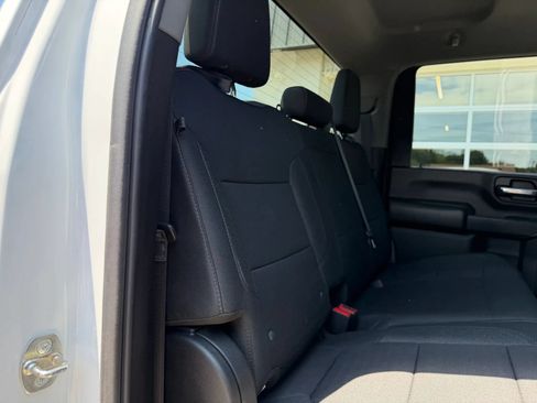Used 2023 Chevrolet Silverado 2500 LT w/ Convenience Package AWD/4WD image 11