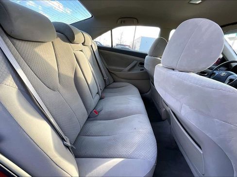 Used 2007 Toyota Camry LE image 30