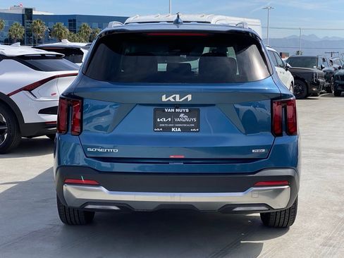 New 2026 Kia Sorento EX AWD/4WD image 5