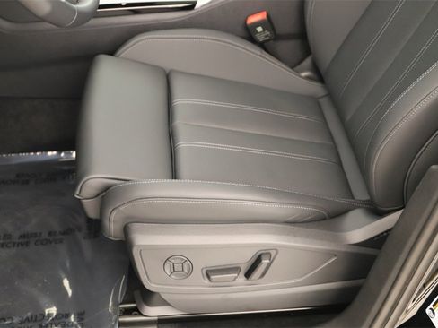 New 2025 Audi Q5 Prestige image 25