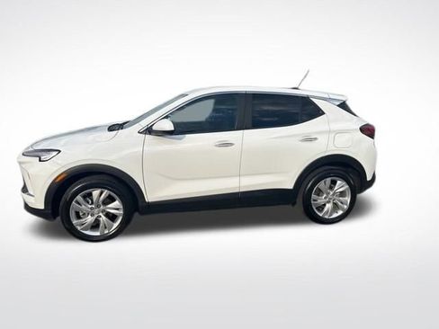 Used 2025 Buick Encore GX Preferred FWD image 2