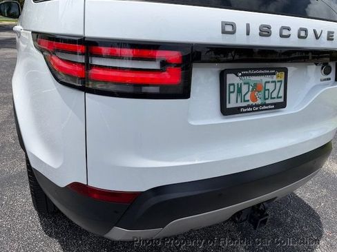 Used 2017 Land Rover Discovery HSE AWD/4WD image 23