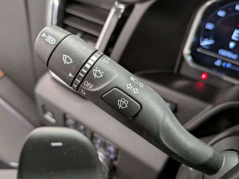 Used 2025 GMC Sierra 1500 Denali Ultimate image 18