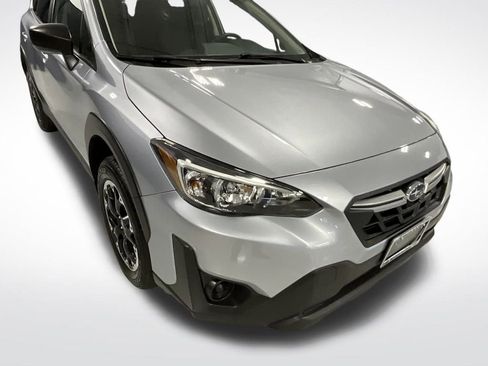 Used 2023 Subaru Crosstrek 2.0i image 9