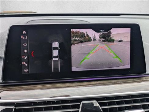 Used 2019 BMW 530i w/ Convenience Package image 15