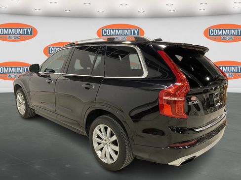 Used 2017 Volvo XC90 T6 Momentum w/ Vision Package image 5