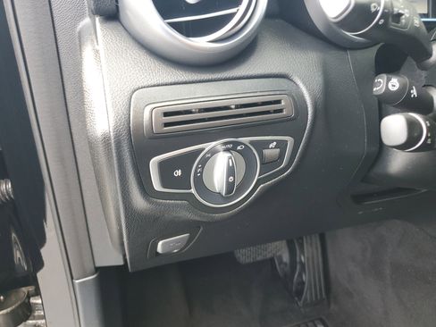 Used 2017 Mercedes-Benz GLC 300 4MATIC image 15