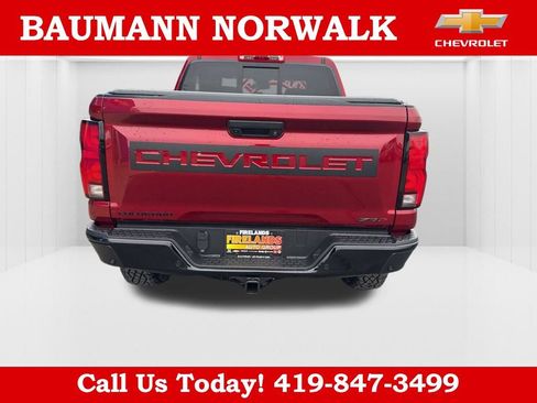 Used 2024 Chevrolet Colorado ZR2 w/ ZR2 Convenience Package III AWD/4WD image 6