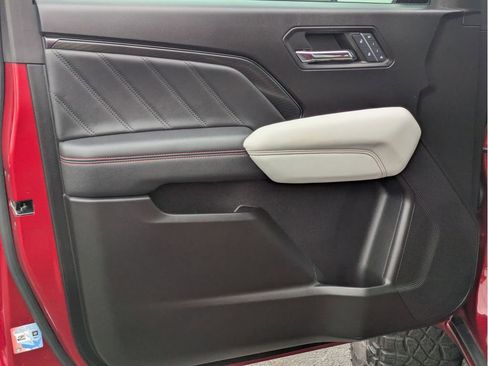 Certified 2024 GMC Canyon AT4X image 11