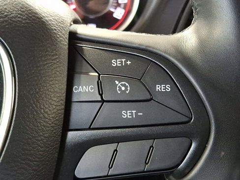 Used 2015 Dodge Challenger R/T w/ Quick Order Package 28B R/T image 21