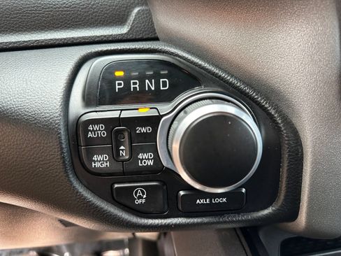 Used 2023 RAM 1500 Big Horn AWD/4WD image 23