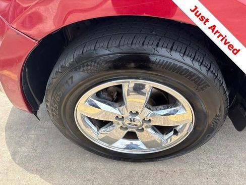 Used 2012 Ford Escape XLT FWD image 12