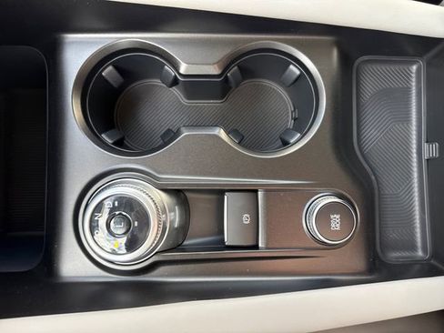 New 2026 Ford Explorer Active w/ Active Comfort Package image 19