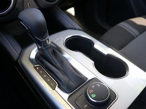 Used 2025 Chevrolet Blazer LT image 26