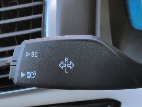 Used 2024 BMW M850i xDrive Convertible image 28