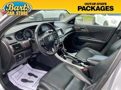 Used 2017 Honda Accord Touring image 26