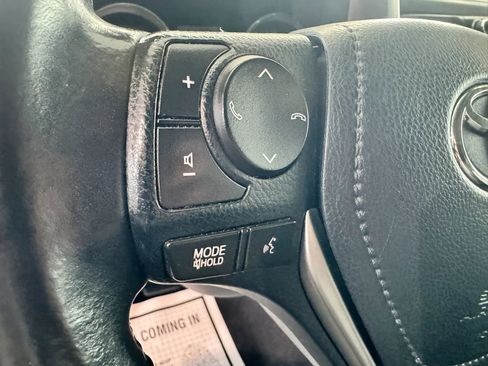 Used 2017 Toyota RAV4 XLE w/ Protection Package image 19