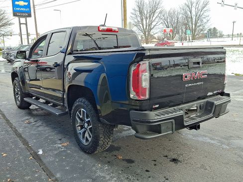 Used 2022 GMC Canyon AT4 image 4