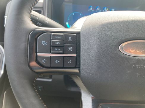 Certified 2024 Ford F350 Platinum w/ FX4 Off-Road Package image 25