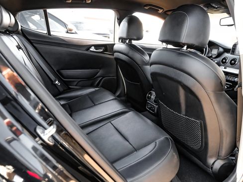 Used 2021 Kia Stinger GT-Line image 35