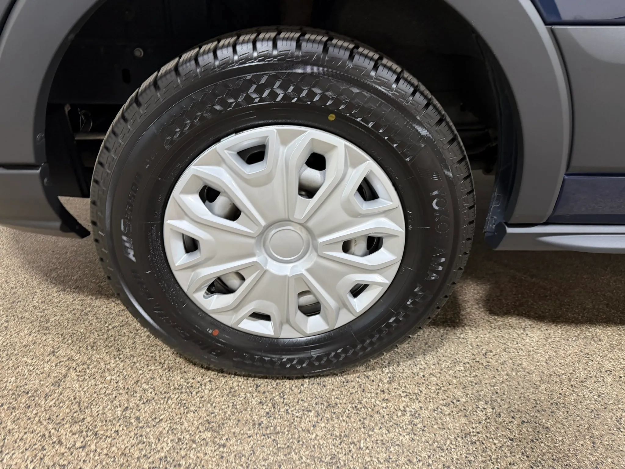 Used 2016 Ford Transit 350 XL RWD image 58