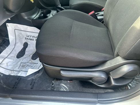 Used 2013 Nissan Versa S image 13