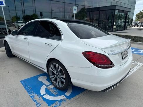 Used 2020 Mercedes-Benz C 300 Sedan image 3