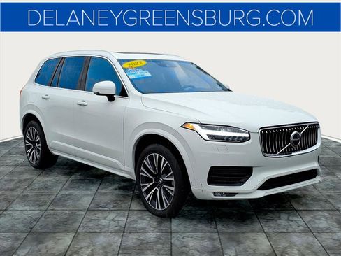 Used 2022 Volvo XC90 T6 Momentum image 1