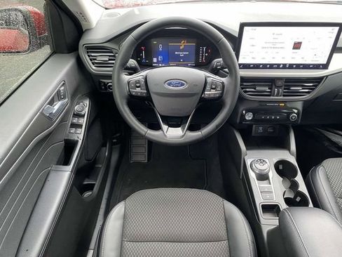 Certified 2023 Ford Escape SE image 13