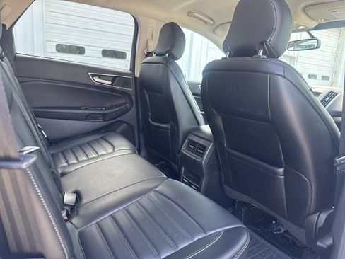 Used 2016 Ford Edge SEL w/ Equipment Group 201A image 15