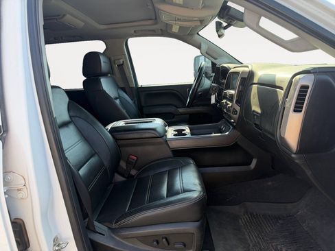 Used 2019 GMC Sierra 3500 Denali w/ Duramax Plus Package AWD/4WD image 15