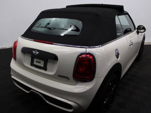 Used 2016 MINI Cooper S image 26