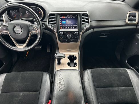 Used 2015 Jeep Grand Cherokee Altitude AWD/4WD image 13