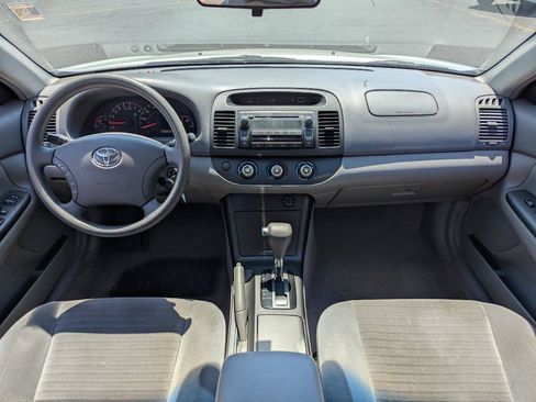 Used 2006 Toyota Camry LE FWD image 21
