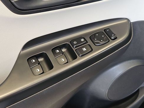Certified 2023 Hyundai Kona SE AWD/4WD image 11