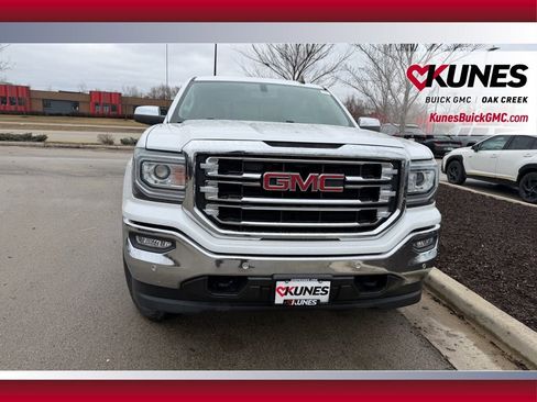 Used 2018 GMC Sierra 1500 SLT w/ SLT Premium Package image 4