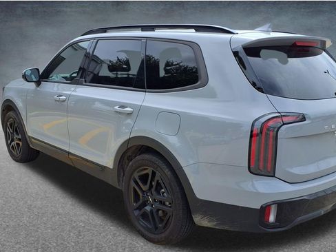 Used 2024 Kia Telluride EX X-Line AWD/4WD image 4